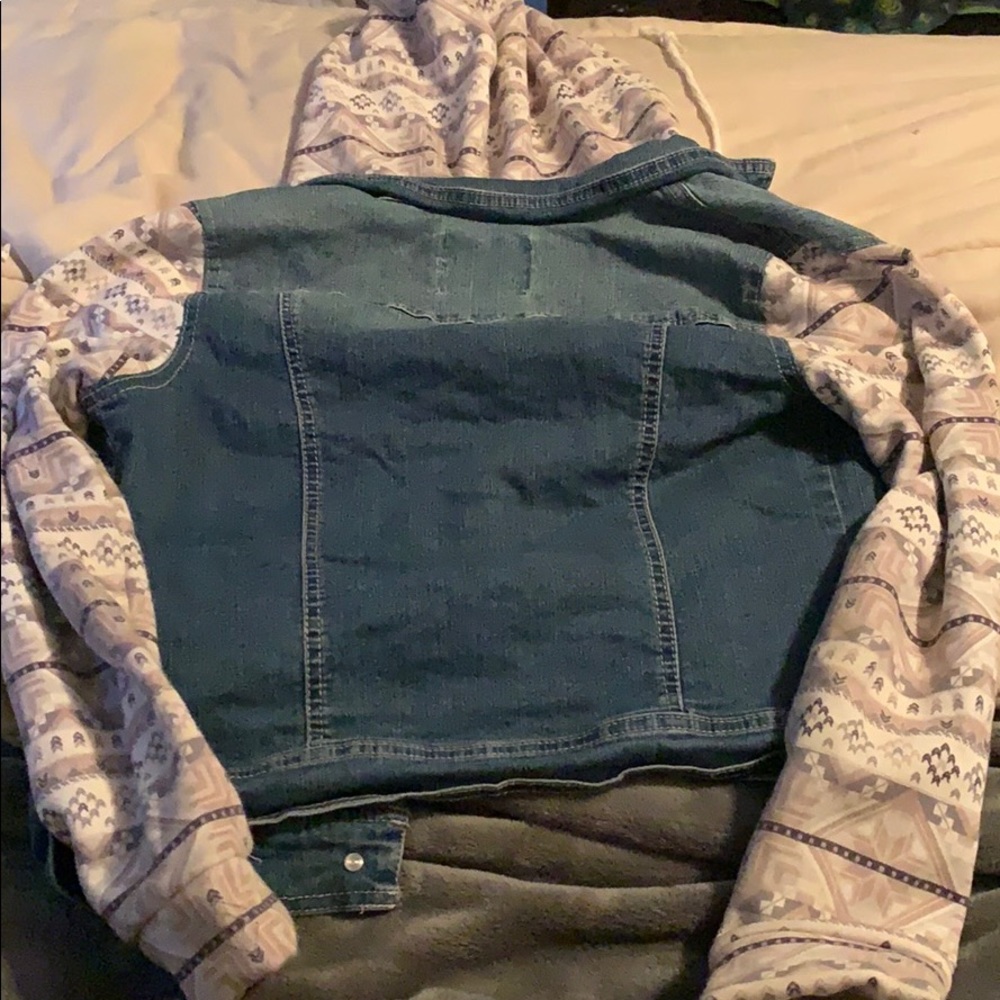 Denim jacket - Picture 3 of 3